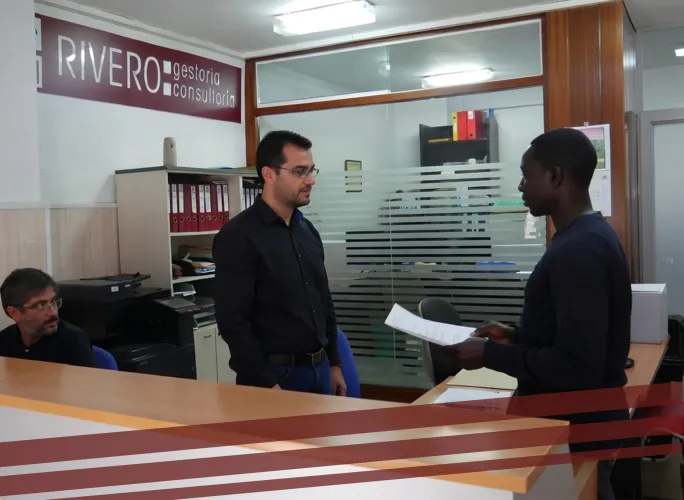 El Gobierno avanza en una regularización extraordinaria de personas extranjeras: lo que está confirmado y lo que aún está por venir 