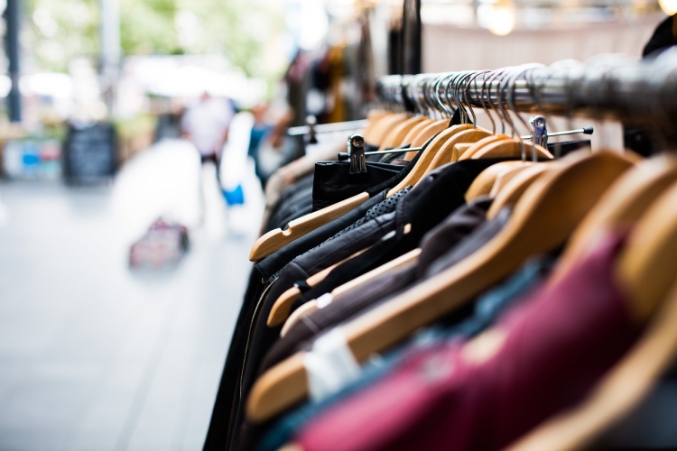¿Te gustaría abrir una tienda o reformar tu establecimiento? 